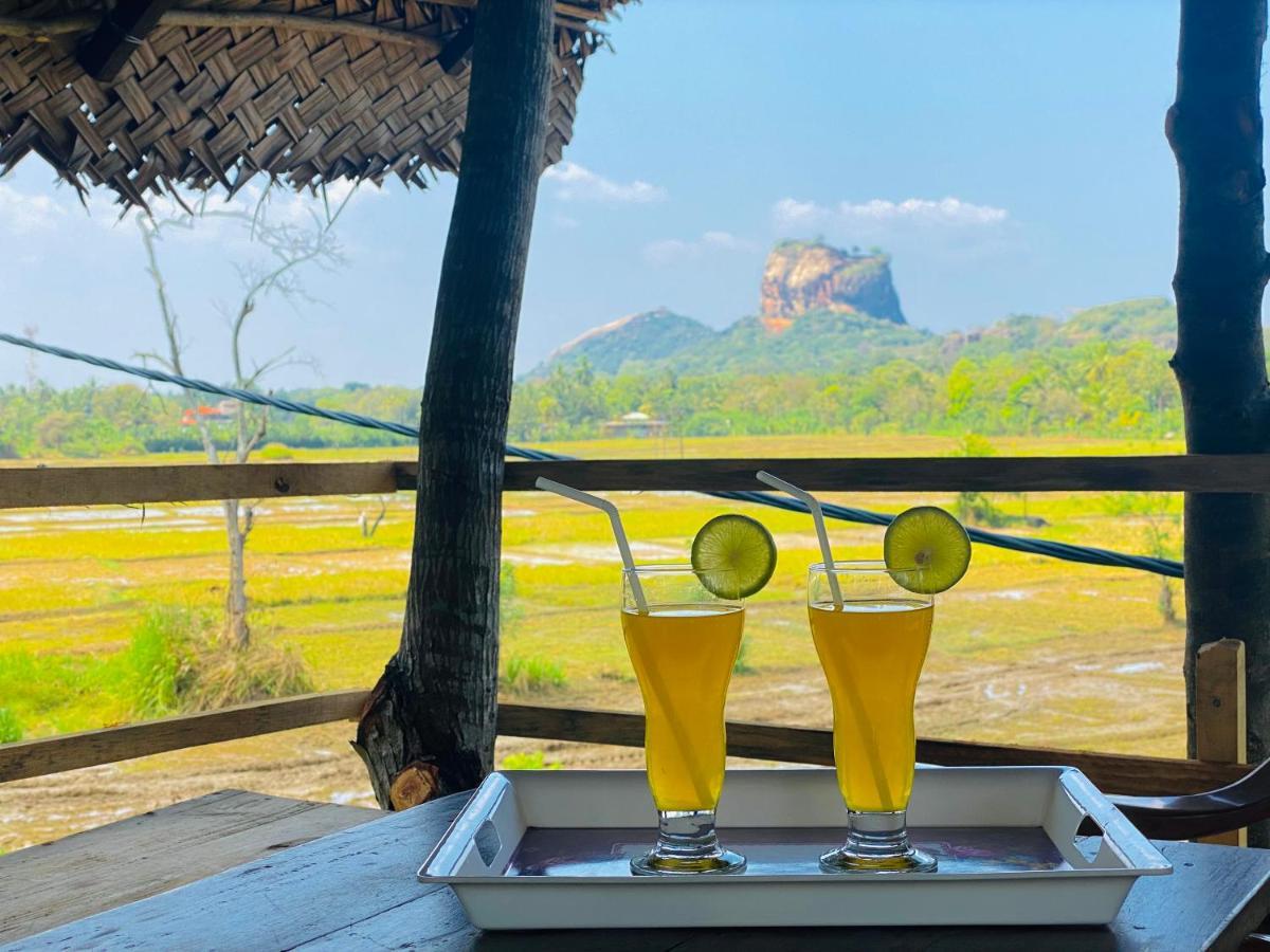Lucky Villa Sigiriya Buitenkant foto