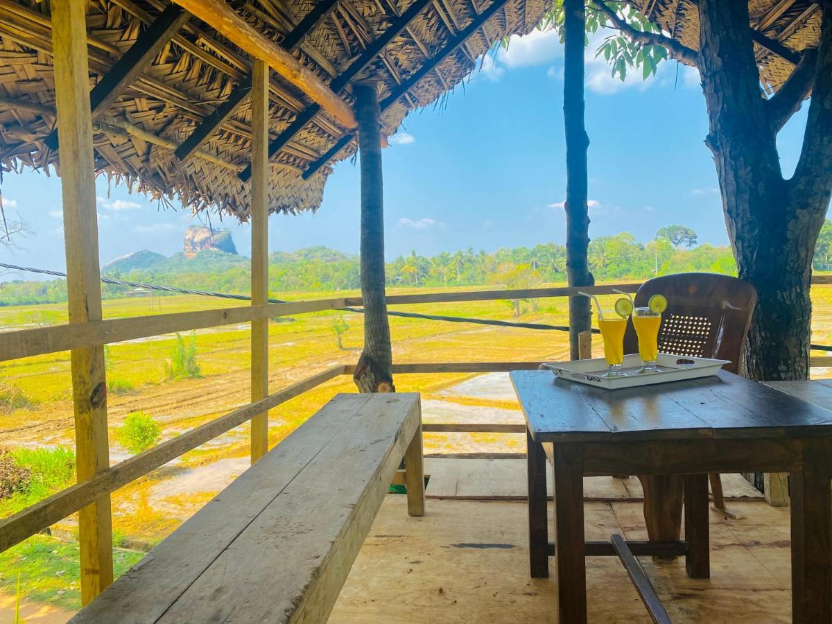 Lucky Villa Sigiriya Buitenkant foto