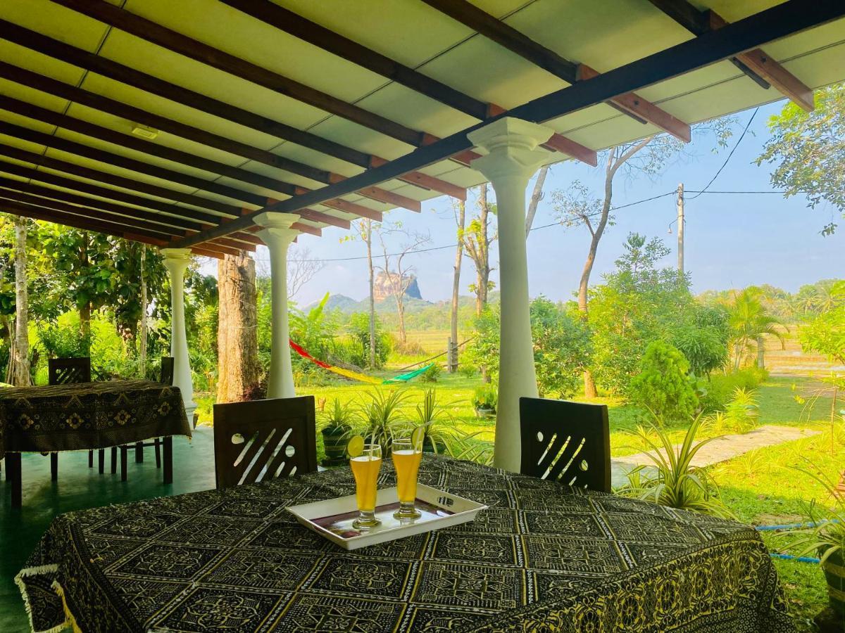 Lucky Villa Sigiriya Buitenkant foto